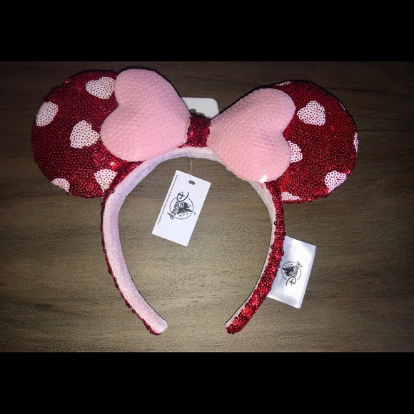 Disney Accessories - New Valentine’s Day Minnie Mouse Ear Headband